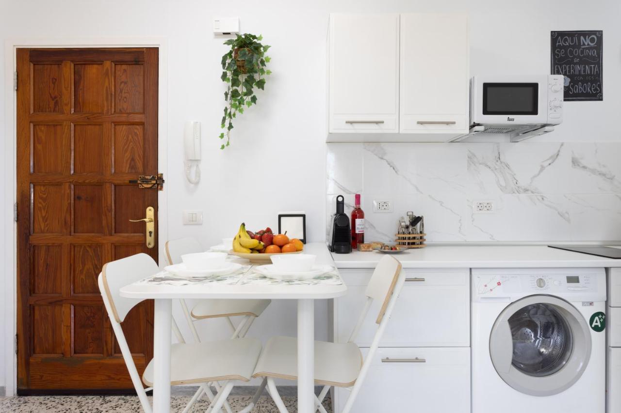 Home2Book Bright Apartment Sea Views, Bajamar バハマル エクステリア 写真